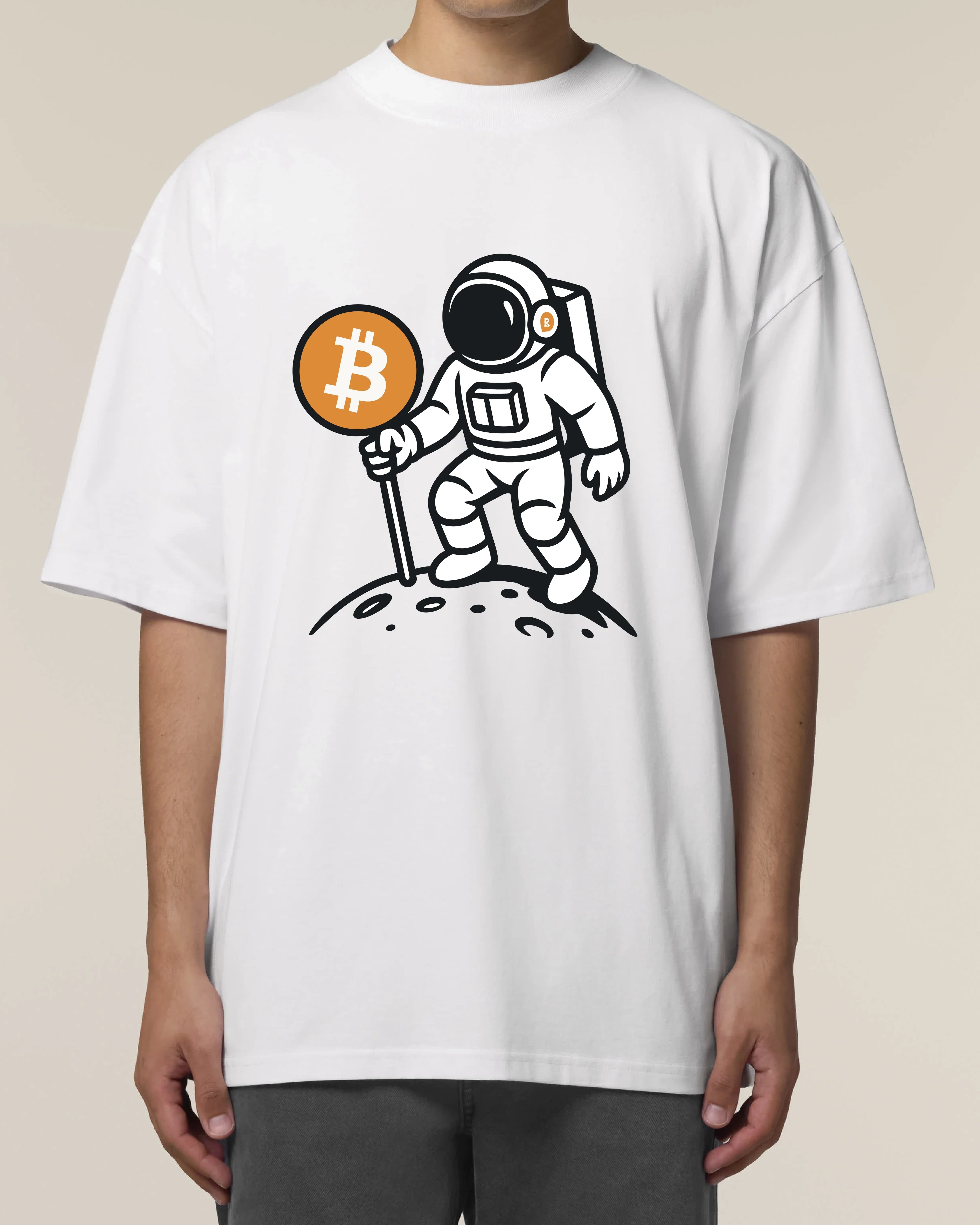 Bitcoin Astronaut T-Shirt – Krypto Shirt mit BTC Motiv | teelavo